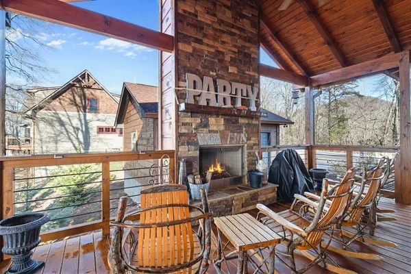 $899,000 | 729 Wilderness Creek Way, Murphy, NC 28906
