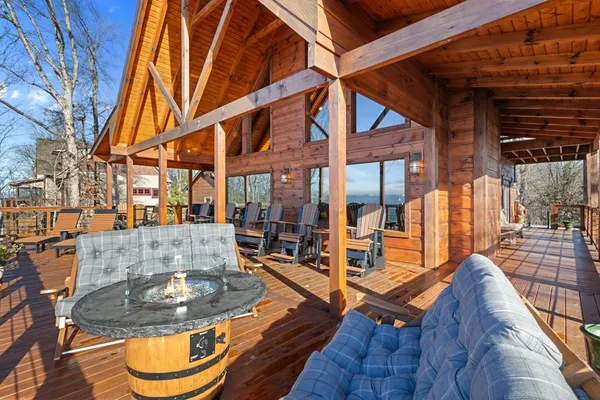 $899,000 | 729 Wilderness Creek Way, Murphy, NC 28906