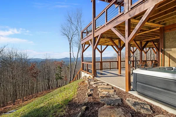 $899,000 | 729 Wilderness Creek Way, Murphy, NC 28906