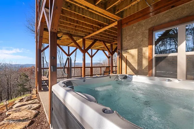 $899,000 | 729 Wilderness Creek Way, Murphy, NC 28906