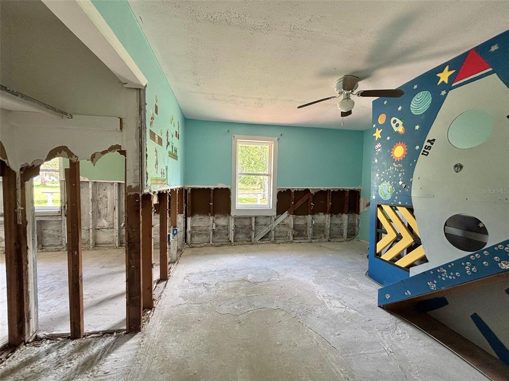 14318 Guava Street Hudson, FL 34667 - Photo 11 of 36