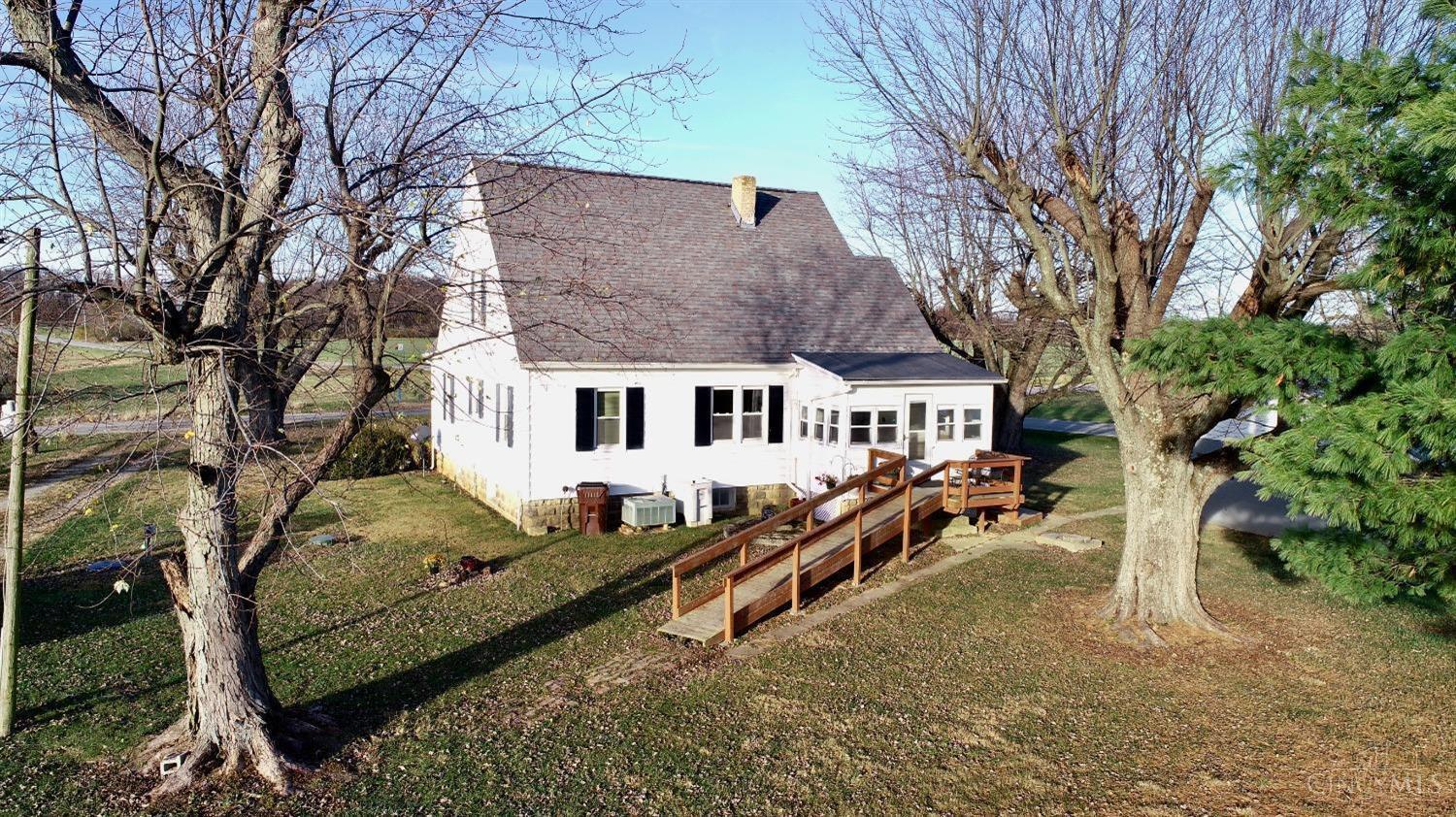 5695 Panhandle Road New Vienna, OH 45159 - Photo 2 of 12 Gallery Image 2