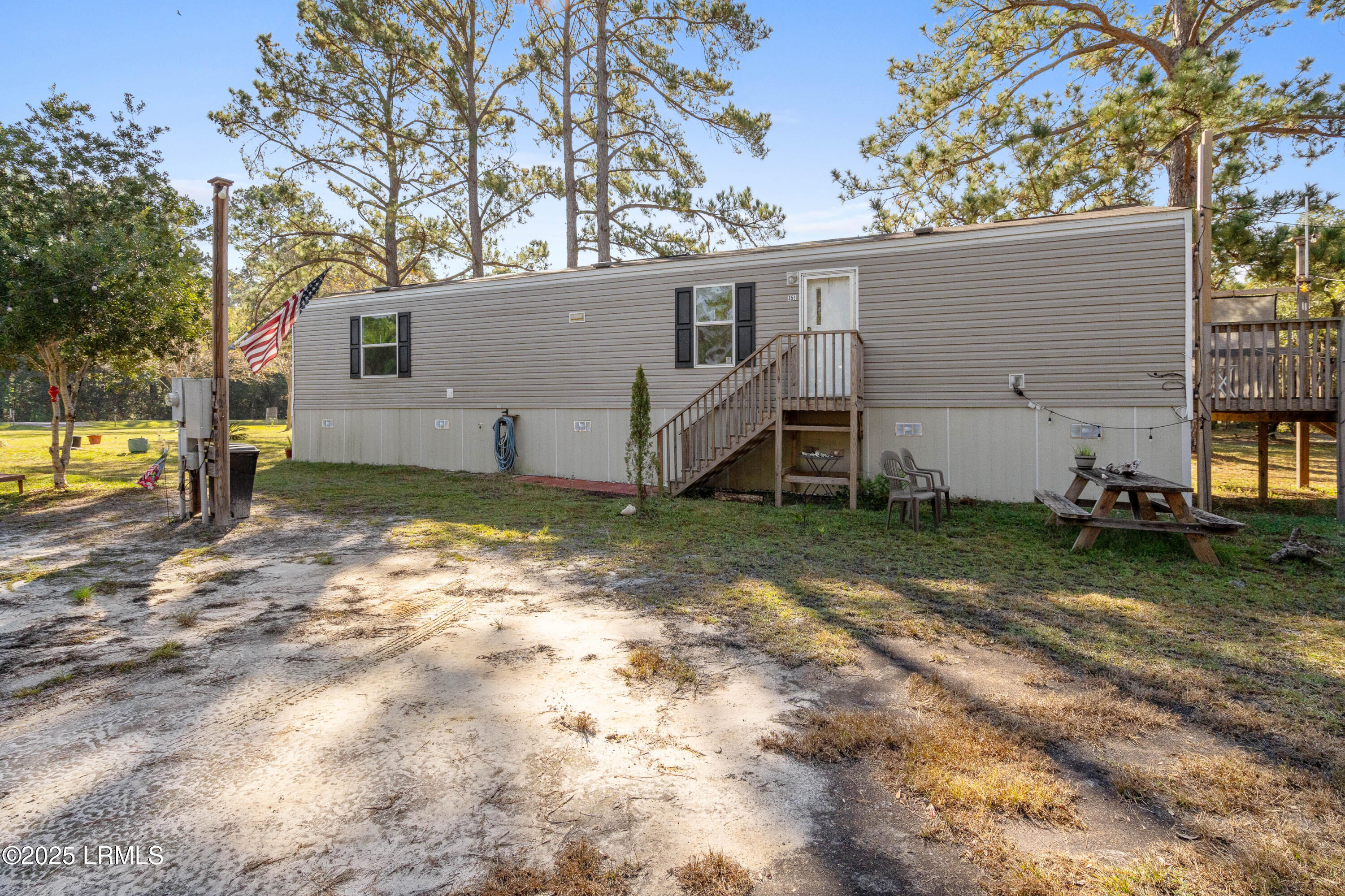 351 Brickyard Point Road North Beaufort, SC 29907 - Photo 22 of 36 351 Brickyard Pt N-30