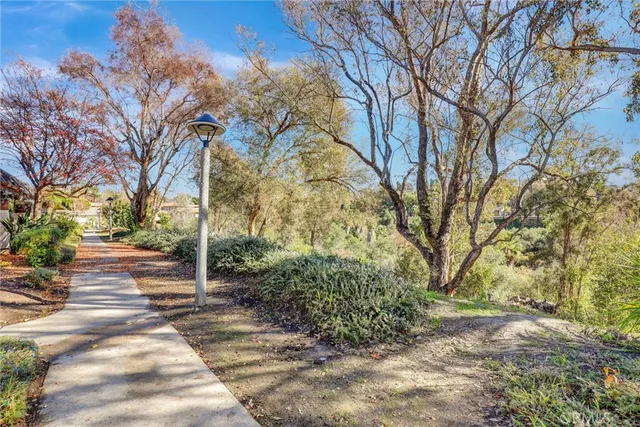 $649,900 | 26284 Via Roble, Mission Viejo, CA 92691