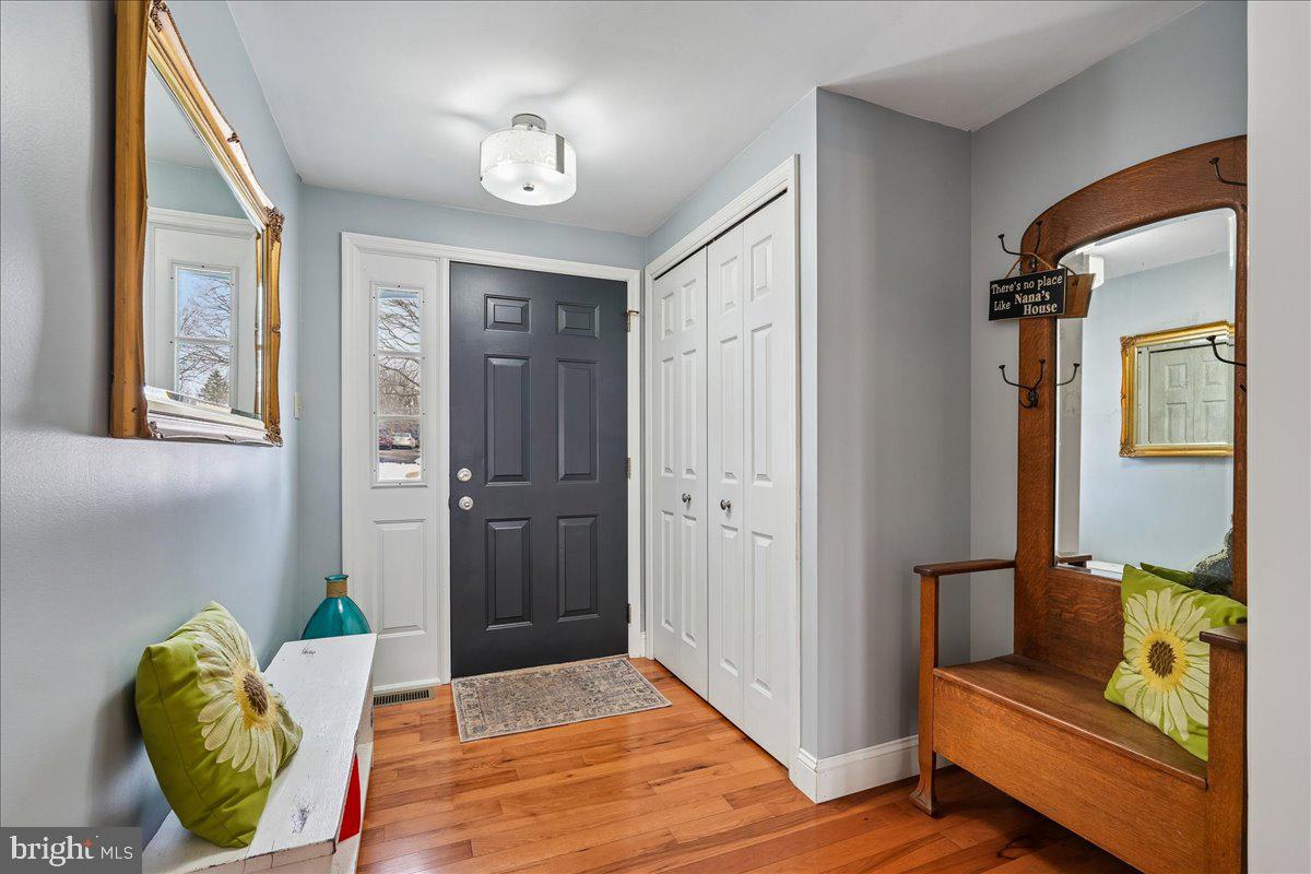 9500 Holsey Road Damascus, MD 20872 - Photo 10 of 82 Entry