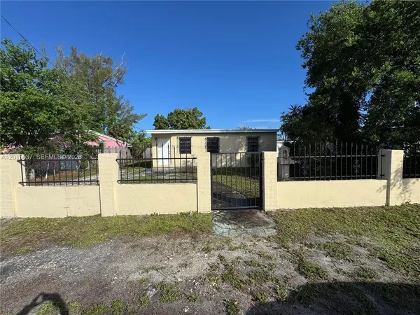 $405,000 | Opa-Locka, Opa-Locka, FL 33054