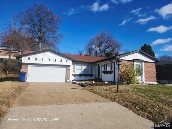 $160,000 | 11630 New Halls Ferry Road, Florissant, MO 63033