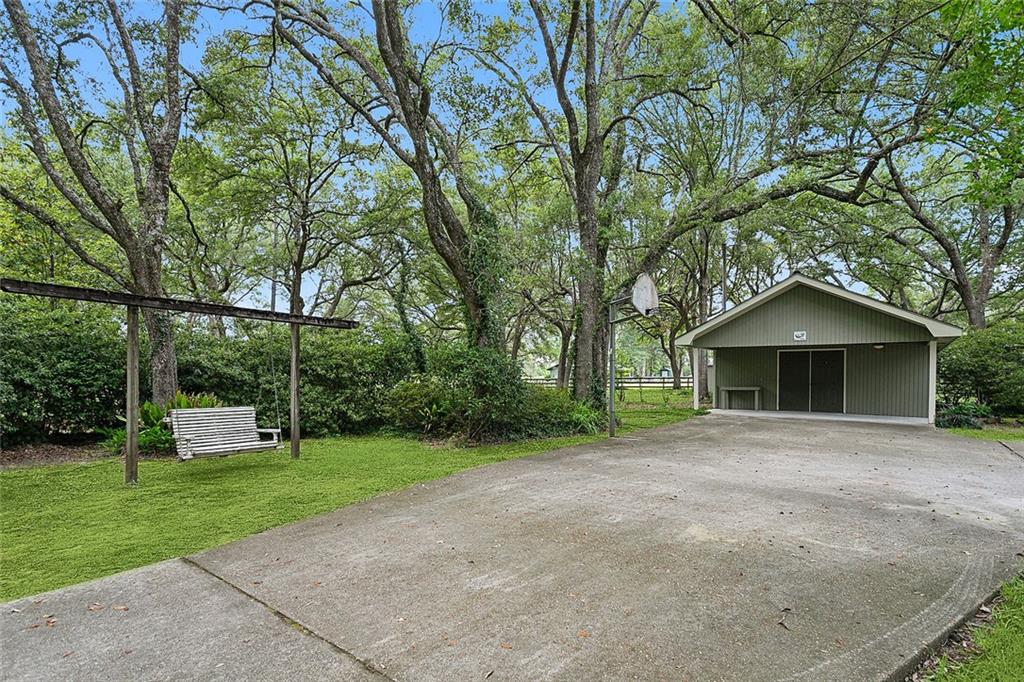 21435 Pat Obrien Road Covington, LA 70435 - Photo 5 of 31