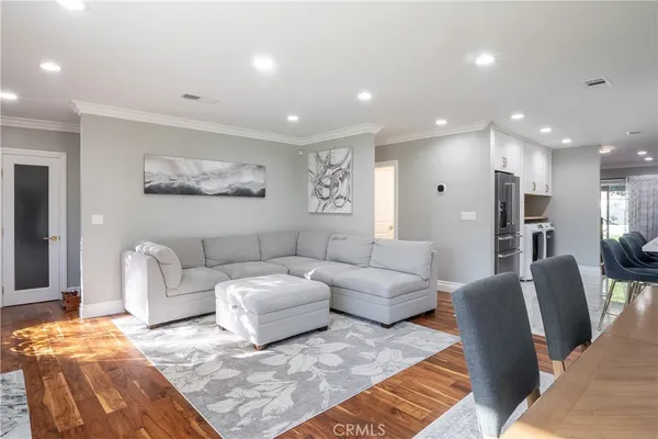 $1,675,000 | 5339 East Greenmeadow Road, Long Beach, CA 90808