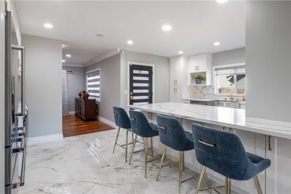 $1,675,000 | 5339 East Greenmeadow Road, Long Beach, CA 90808