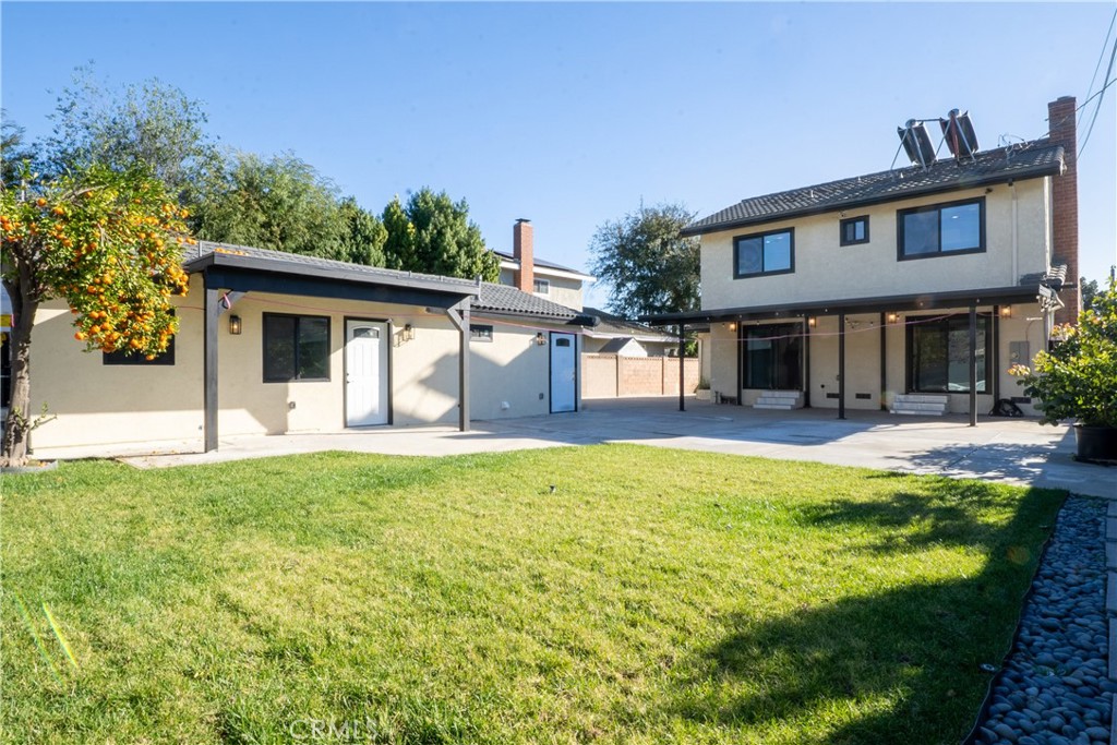 5339 East Greenmeadow Road Long Beach, CA 90808 - Photo 10 of 39