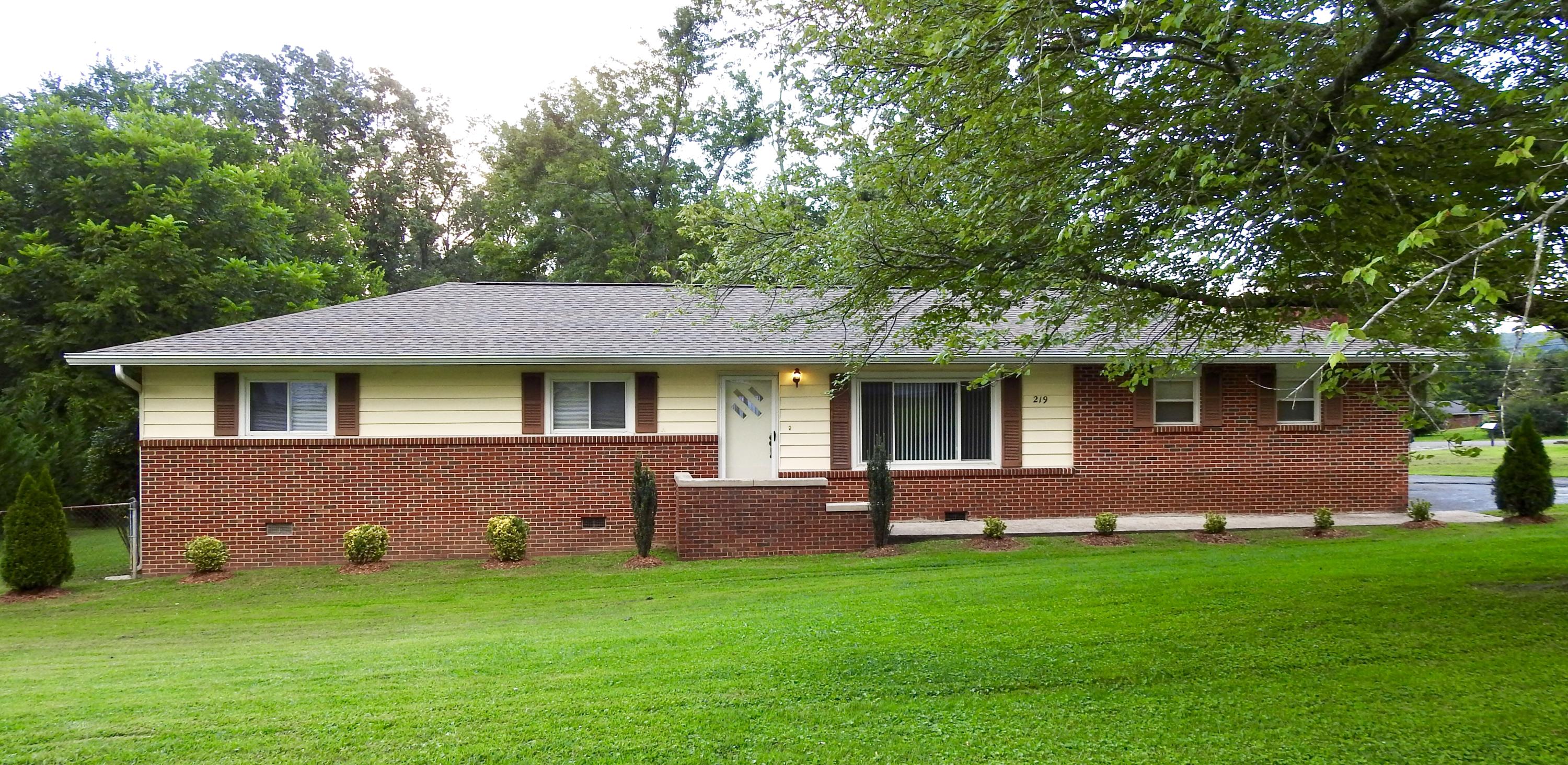 219 John Thompson Road Flintstone, GA 30725 - Photo 2 of 29 IMG_1955