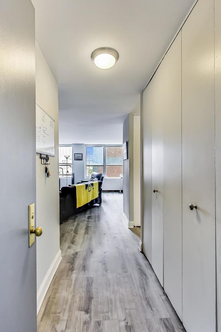 655 West Irving Park Road, Unit 311 Chicago, IL 60613 - Photo 7 of 27