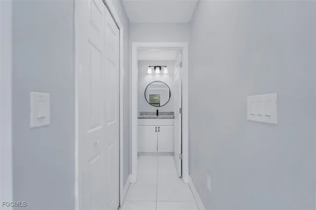 a close view of utility room with washer and dryer