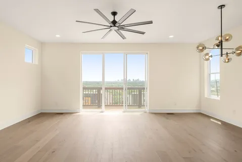 $899,000 | 2156 Summitt Avenue, Nashville, TN 37218