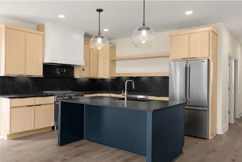 $899,000 | 2156 Summitt Avenue, Nashville, TN 37218