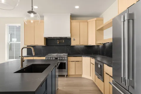 $899,000 | 2156 Summitt Avenue, Nashville, TN 37218
