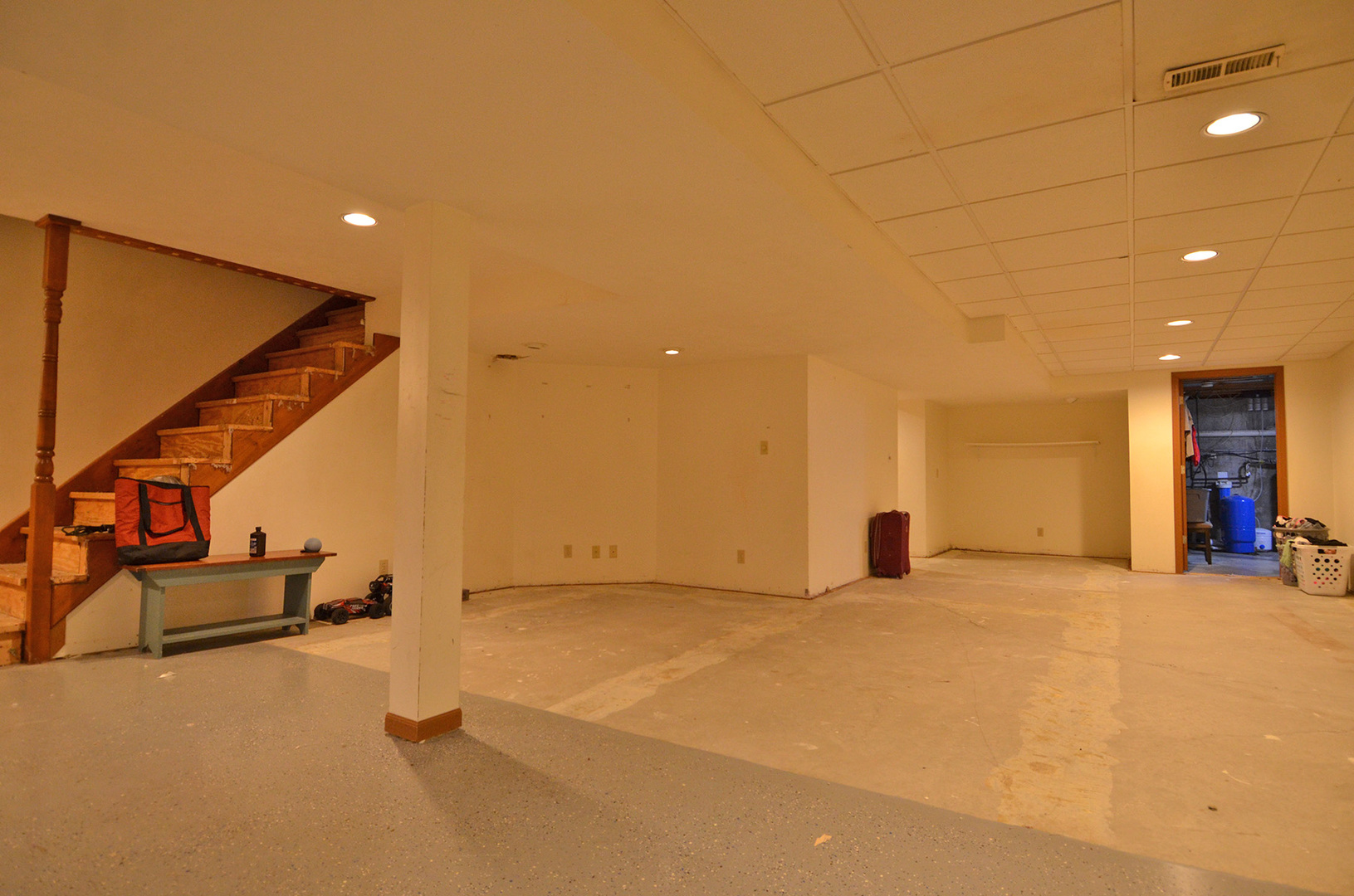 2708 East 1959th Road Ottawa, IL 61350 - Photo 25 of 31 a view of an empty room with wooden floor