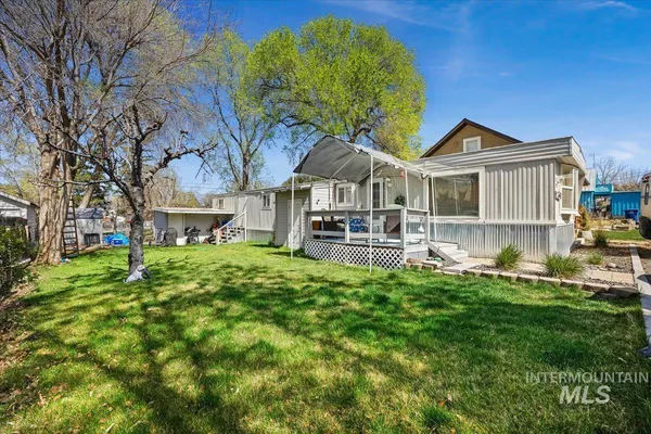 $174,900 | 341 Bruneau Street East, Hagerman, ID 83332