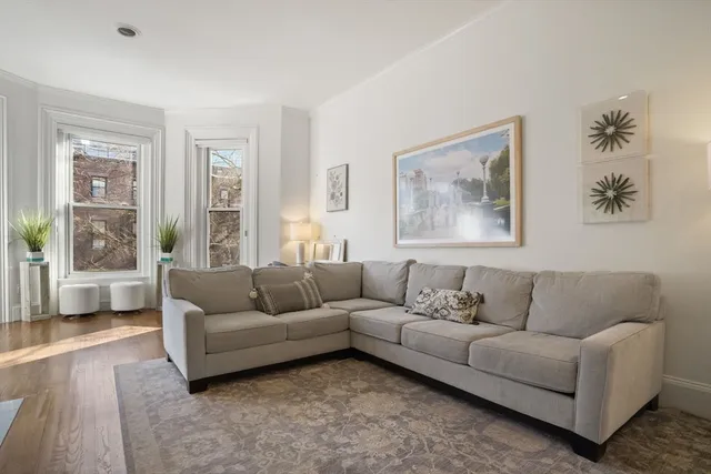 $1,449,999 | 76 Marlborough Street, Unit 3, Boston, MA 02116