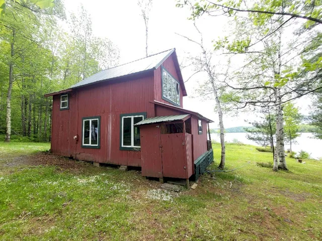 $345,000 | 16 Mellen Lane, Wilton, ME 04294