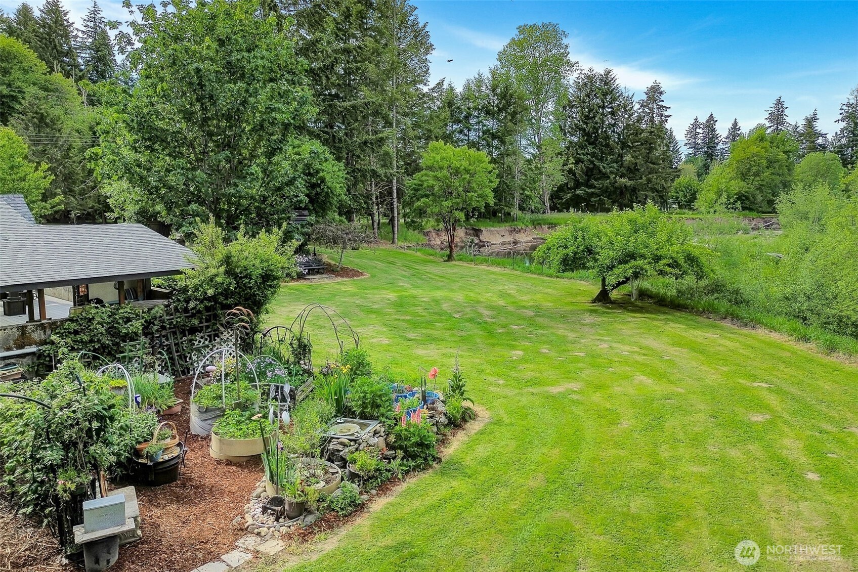 14902 Turner Road Southeast Rainier, WA 98576 - Photo 31 of 40