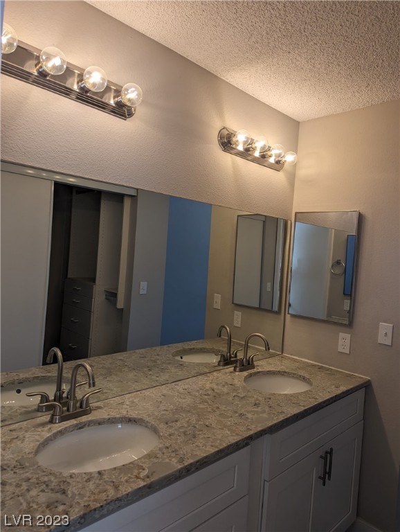 68 Quiet Desert Lane Henderson, NV 89074 - Photo 8 of 21