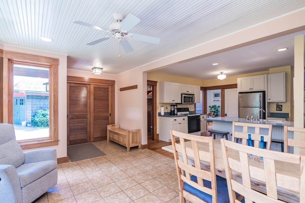 17 Florence Road Northampton, MA 01062 - Photo 6 of 42