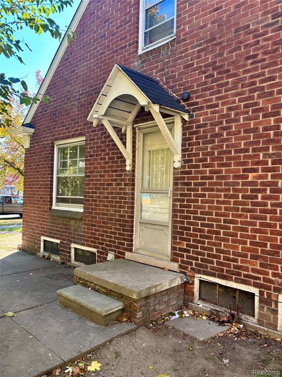19249 Kelly Road Detroit, MI 48225 - Photo 4 of 8 Gallery Image 4
