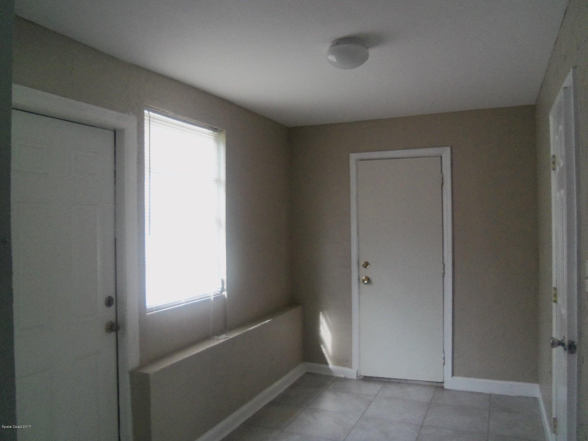 839 Avondale Road Rockledge, FL 32955 - Photo 14 of 18 Dining area