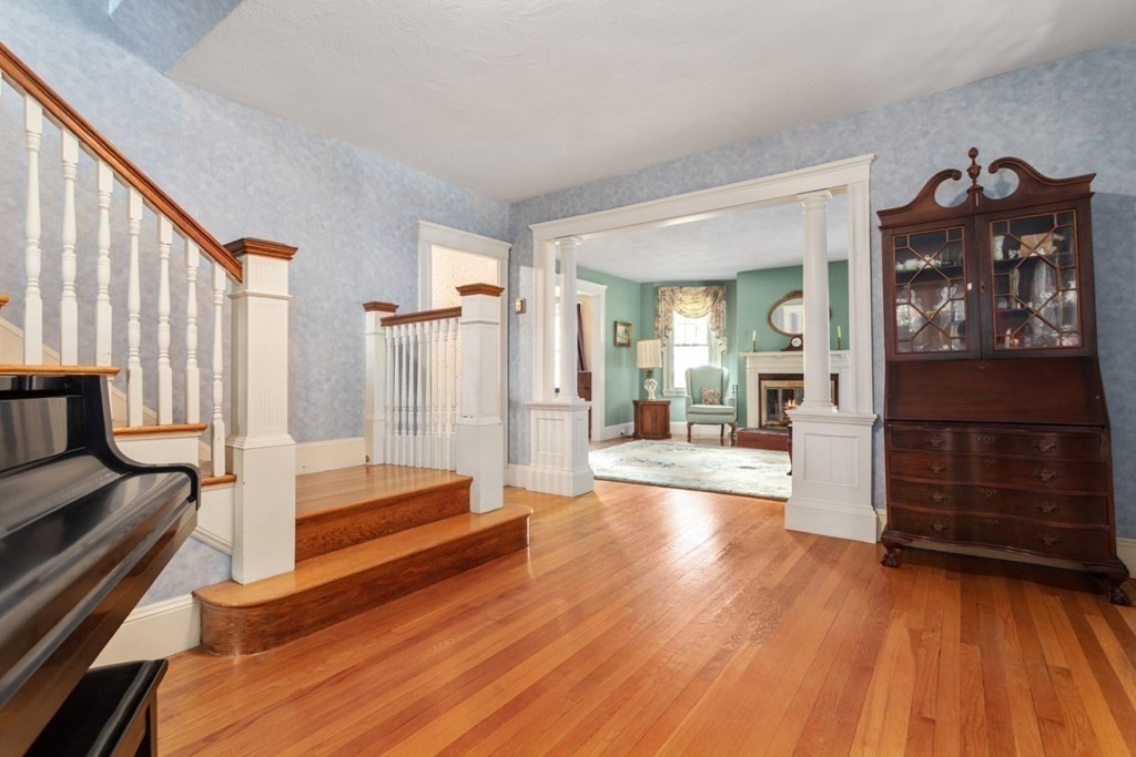 21 Foxcroft Road Winchester, MA 01890 - Photo 16 of 37 Gallery Image 16