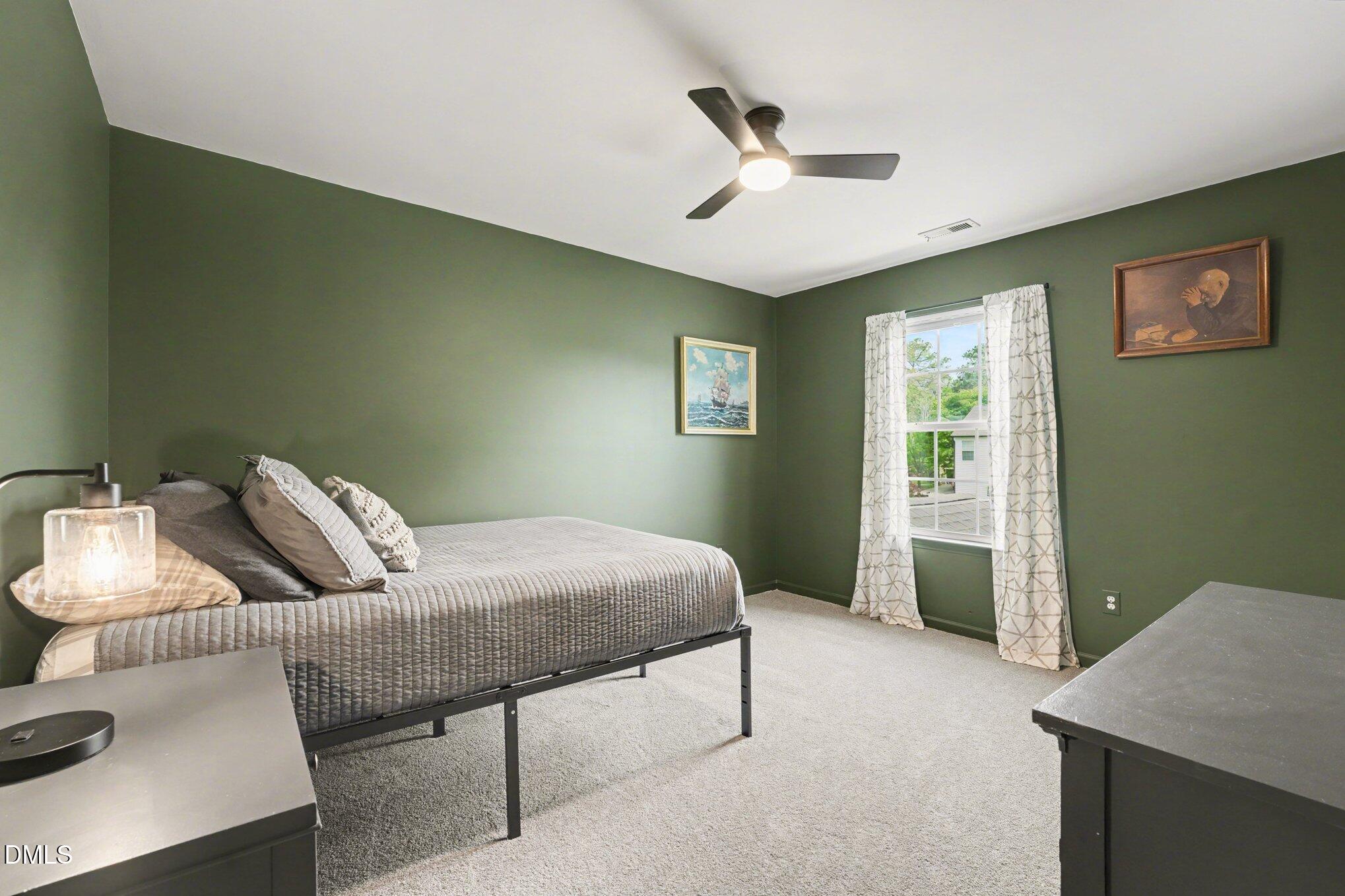 704 Stackhurst Way Wake Forest, NC 27587 - Photo 14 of 18 015_file_1101