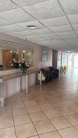 $1,475 | 16465 Northeast 22nd Avenue, Unit 617, North Miami Beach, FL 33160