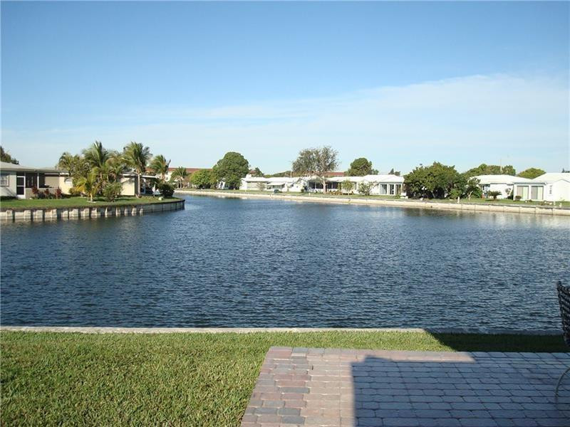 5809 Northwest 85th Avenue Tamarac, FL 33321 - Photo 2 of 19 Photo 2
