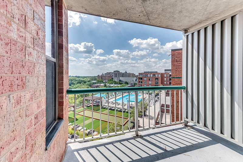 1715 Chicago Avenue, Unit 907N Evanston, IL 60201 - Photo 7 of 12