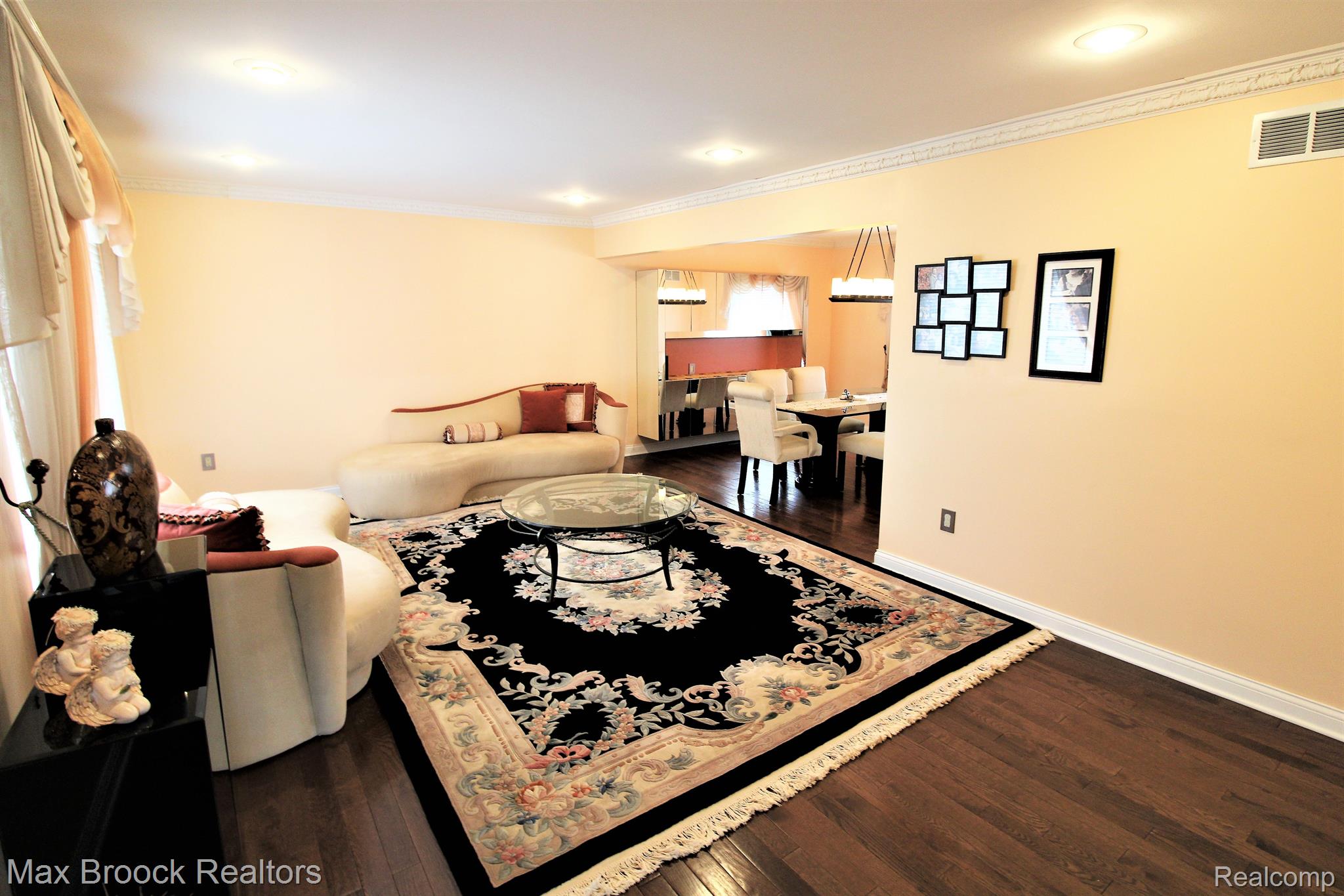 33440 Old Timber Road Farmington, MI 48331 - Photo 6 of 27 Gallery Image 6
