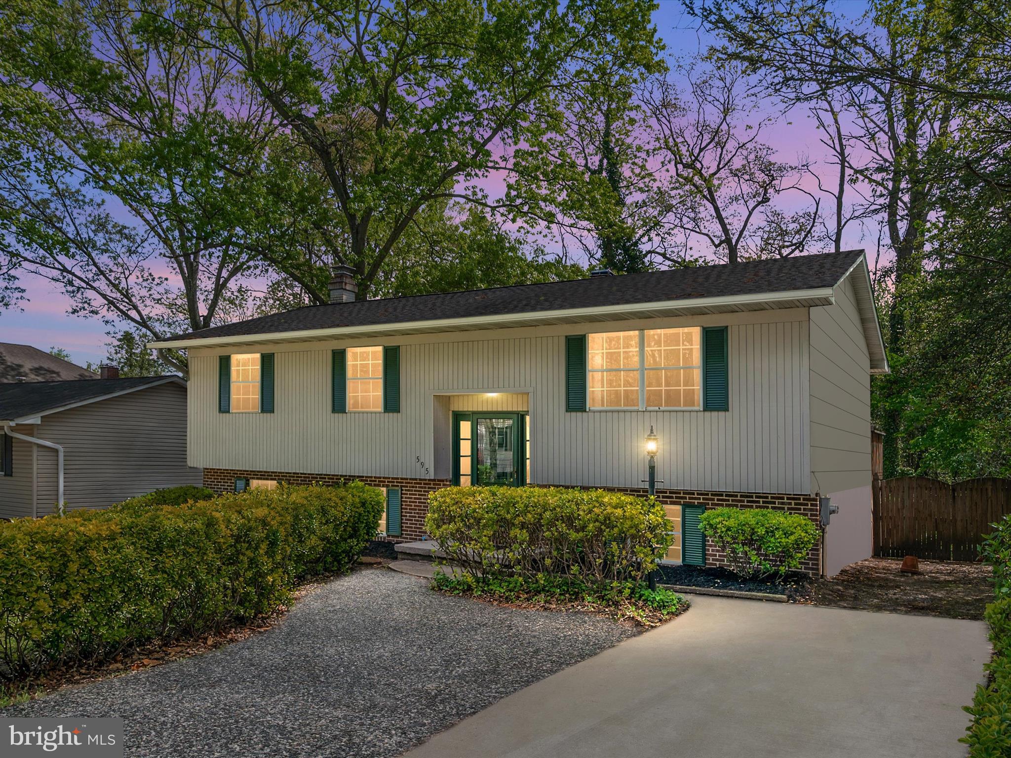 595 Park Road Severna Park, MD 21146 - Photo 1 of 43