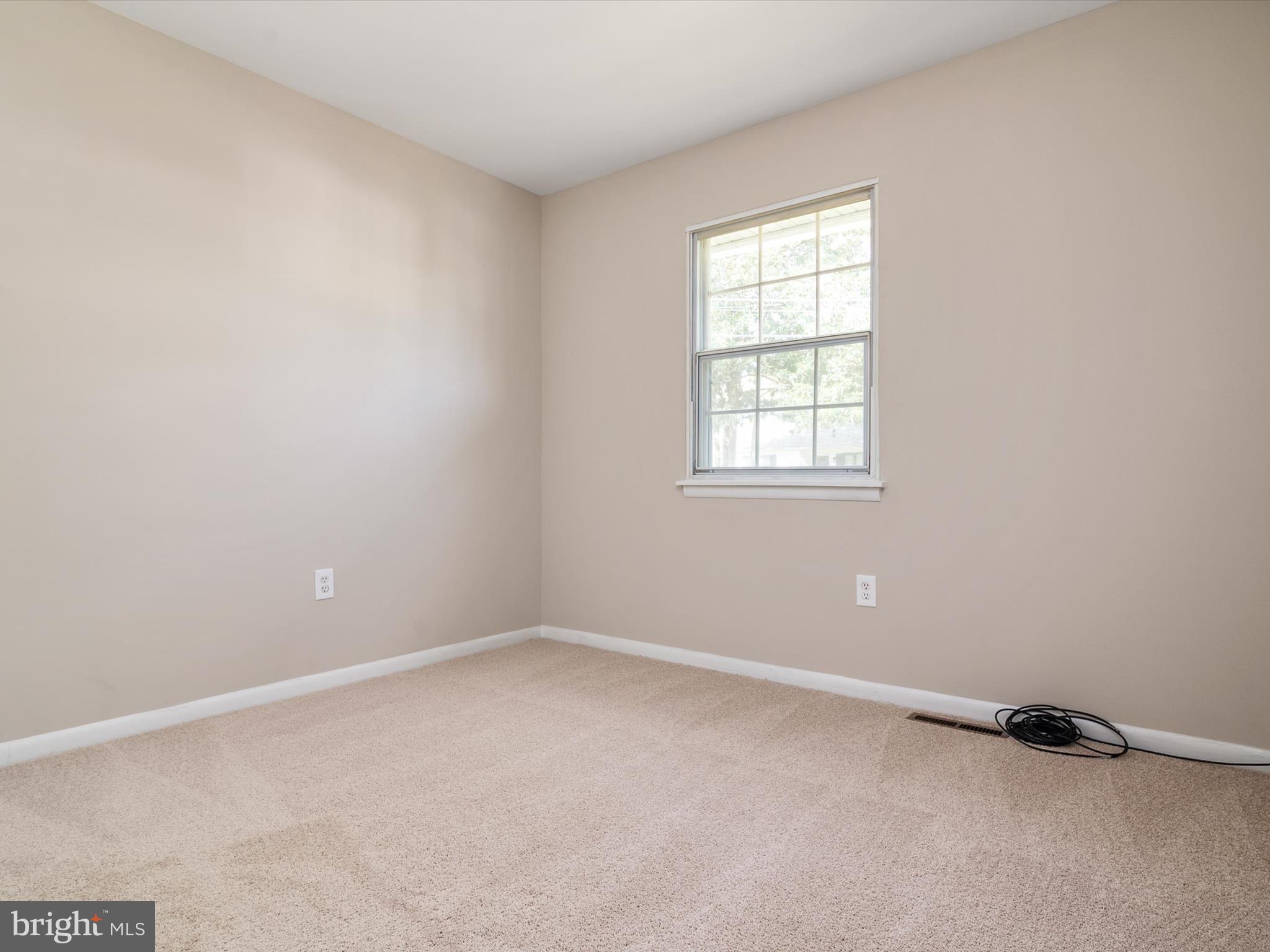 595 Park Road Severna Park, MD 21146 - Photo 13 of 43