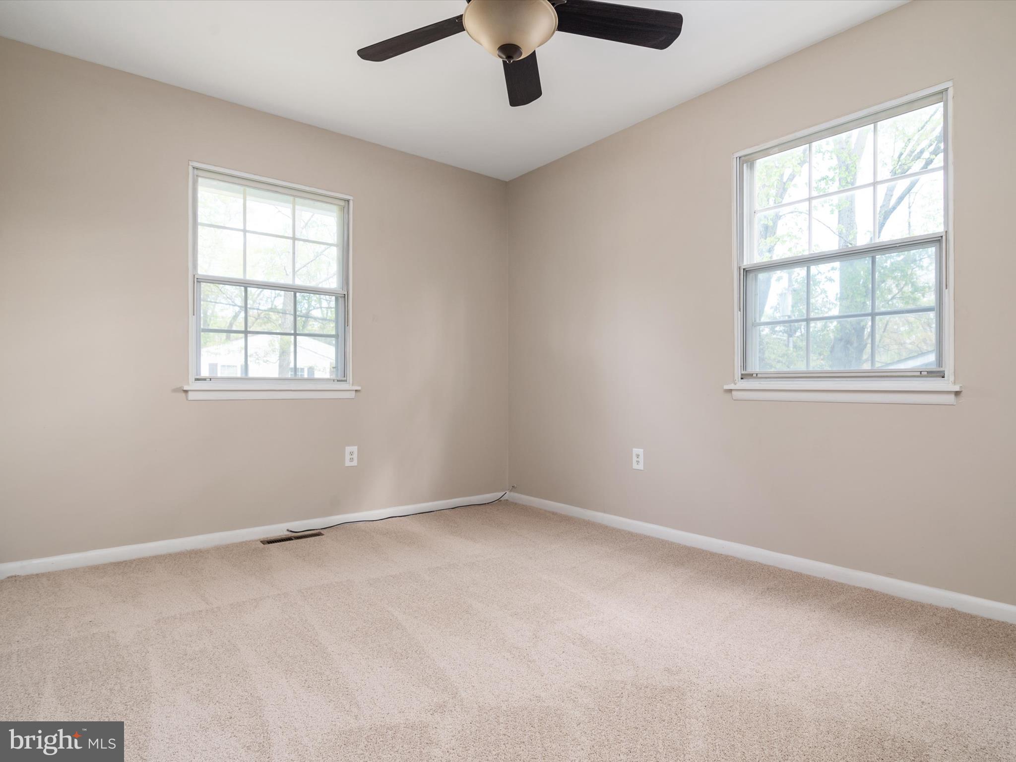595 Park Road Severna Park, MD 21146 - Photo 15 of 43