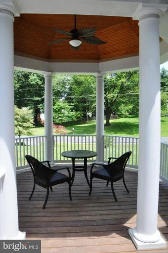 2534 Rambling Road Vienna, VA 22181 - Photo 12 of 26 Gazebo