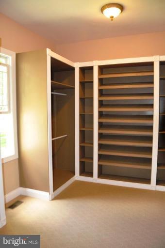 2534 Rambling Road Vienna, VA 22181 - Photo 20 of 26 2nd Master Bedroom Walk-in Closets
