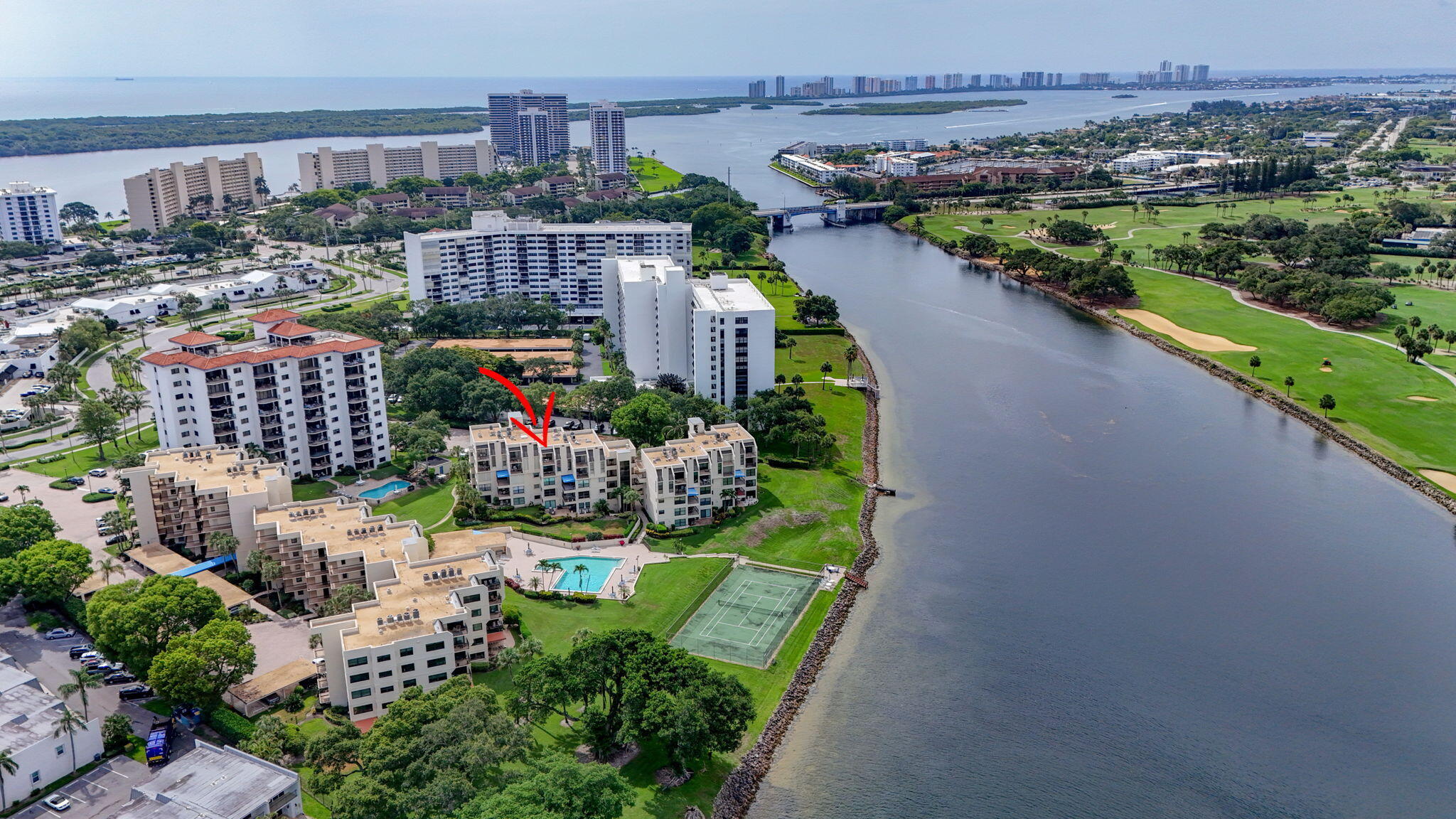 364 Golfview Road, Unit 506 North Palm Beach, FL 33408 - Photo 60 of 68 72-web-or-mls-DJI_20260601223951_0652_D-