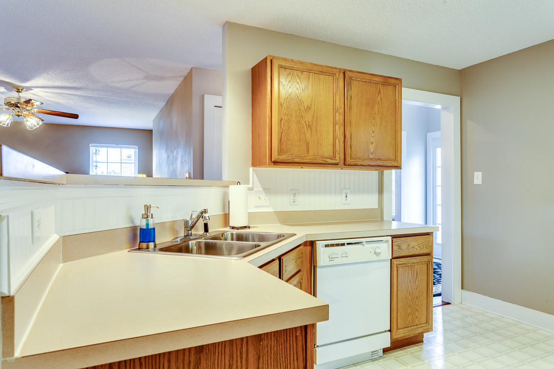 6412 Ridge Run Drive Knoxville, TN 37921 - Photo 17 of 38 017170608-1-6412RidgeRunDrKnoxvilleTN-SC