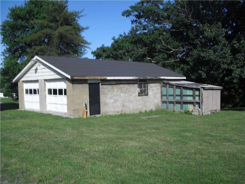 1962 Savannah Road New Castle, PA 16101 - Photo 2 of 7 Parking Lot/Garage. Large storage shed in the rear that is newer. Could open up front inside garage to make it more accessible.