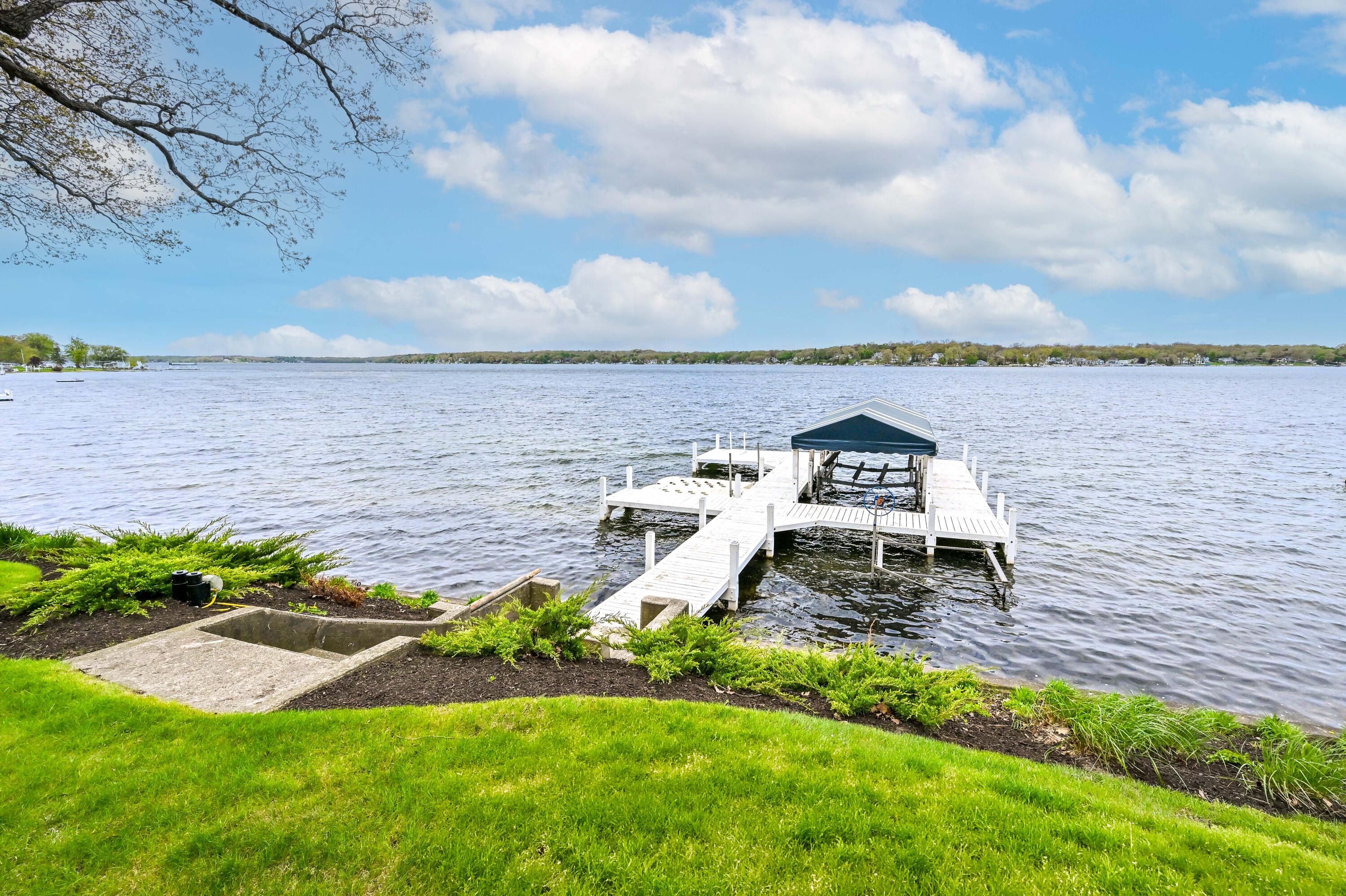 2601 South Shore Drive Delavan, WI 53115 - Photo 37 of 55 Exceptional Shoreline with Private Pier
