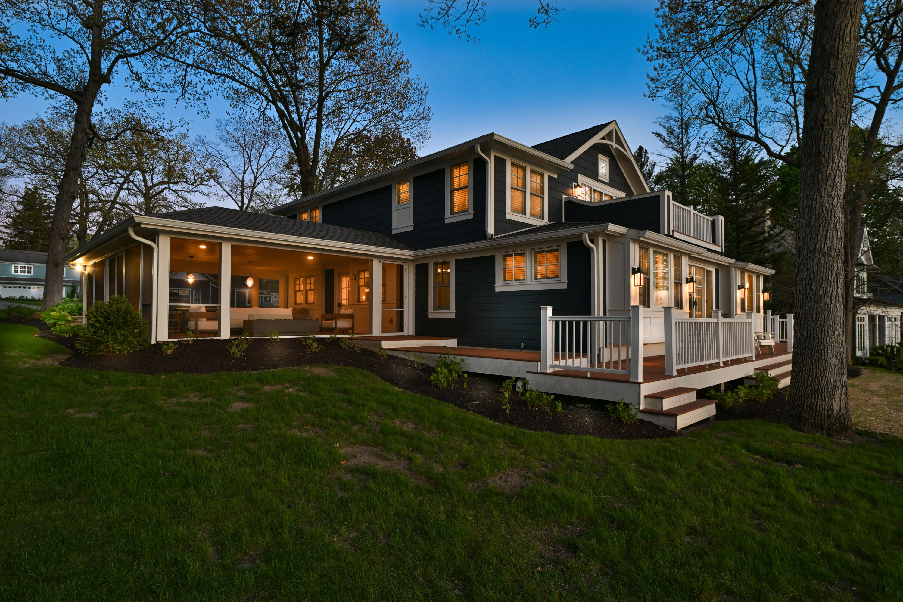 2601 South Shore Drive Delavan, WI 53115 - Photo 49 of 55 Twilight Elegance