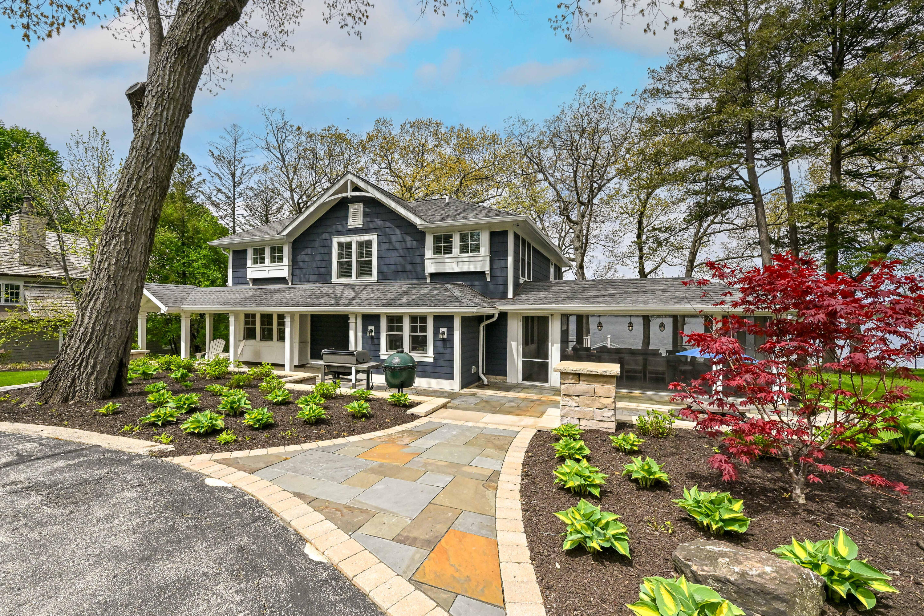 2601 South Shore Drive Delavan, WI 53115 - Photo 4 of 55 Gorgeous Bluestone walkway
