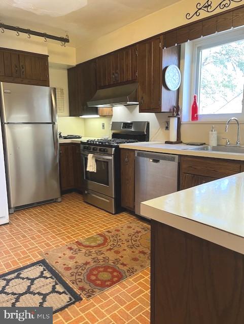 3637 Appleton Street Northwest Washington, DC 20008 - Photo 16 of 19