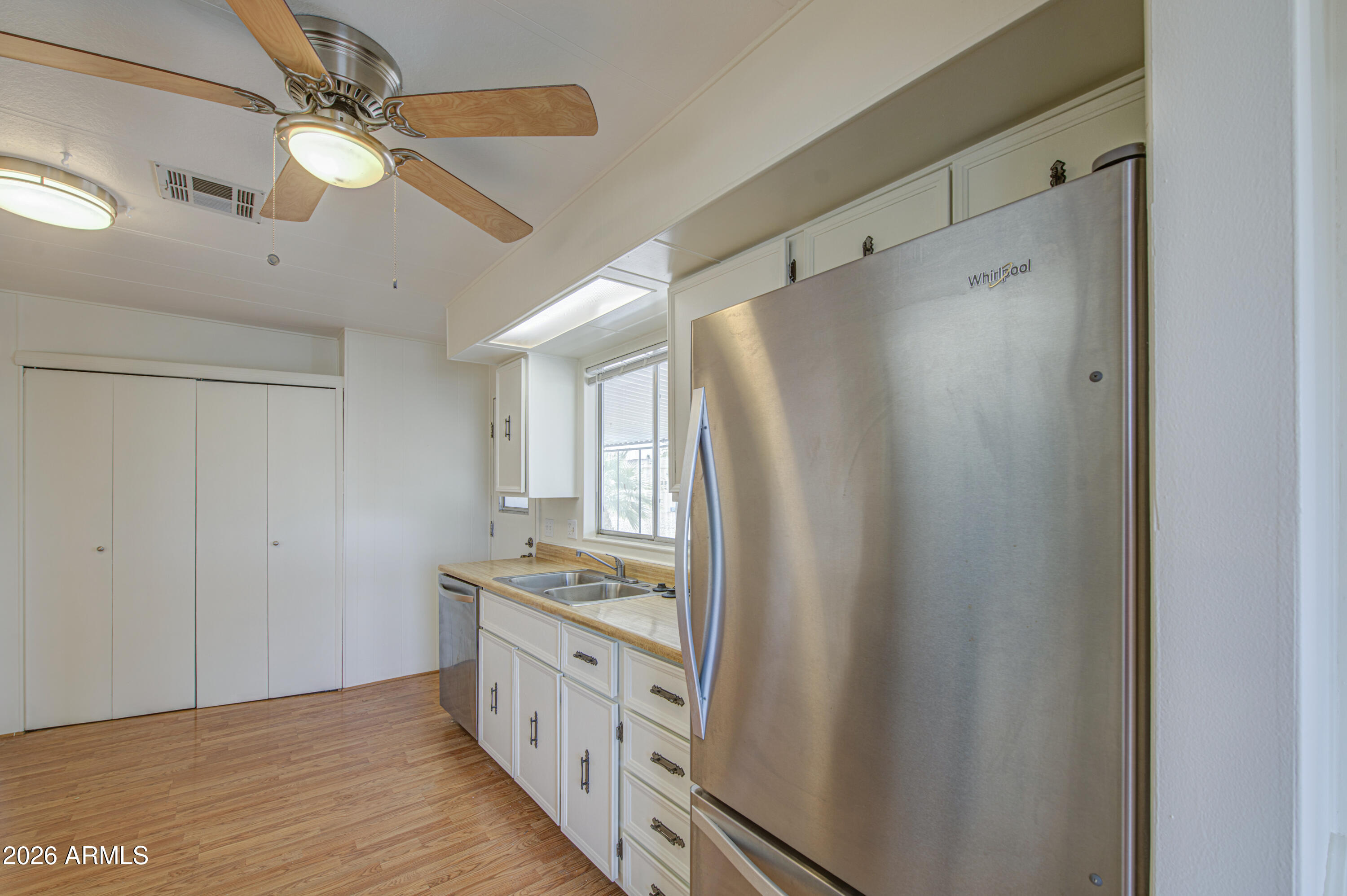 3104 East Broadway Road, Unit 304 Mesa, AZ 85204 - Photo 11 of 39 Kitchen 6