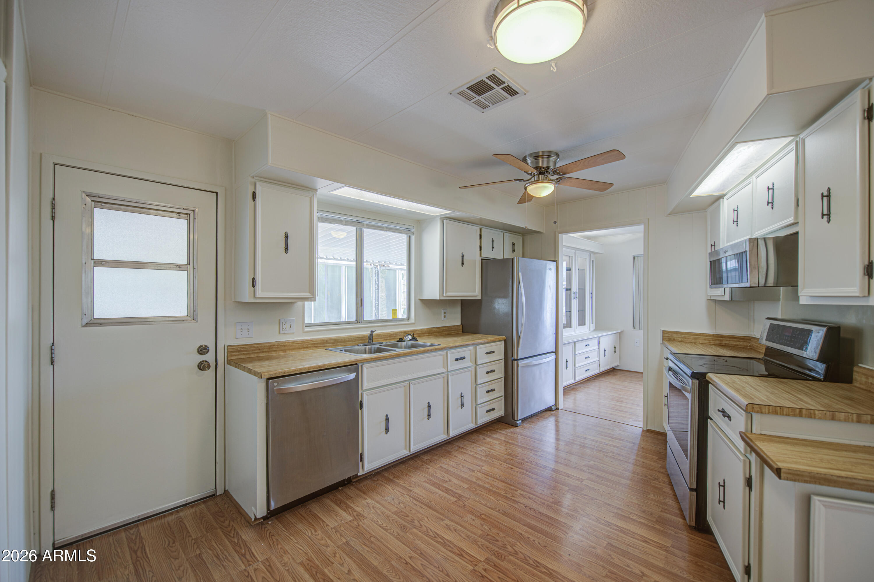 3104 East Broadway Road, Unit 304 Mesa, AZ 85204 - Photo 6 of 39 Kitchen 1